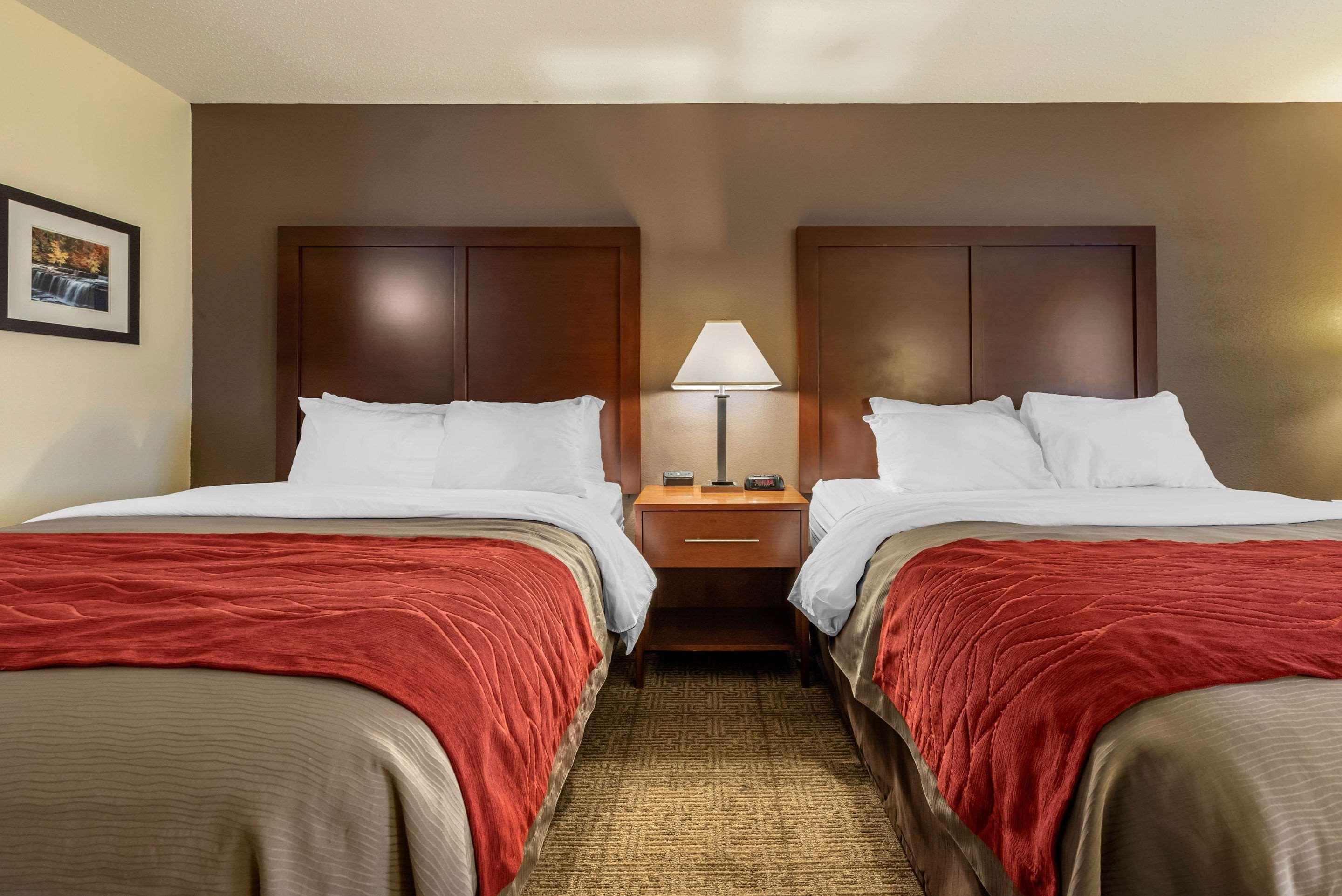 Comfort Inn Warren I-69 Εξωτερικό φωτογραφία
