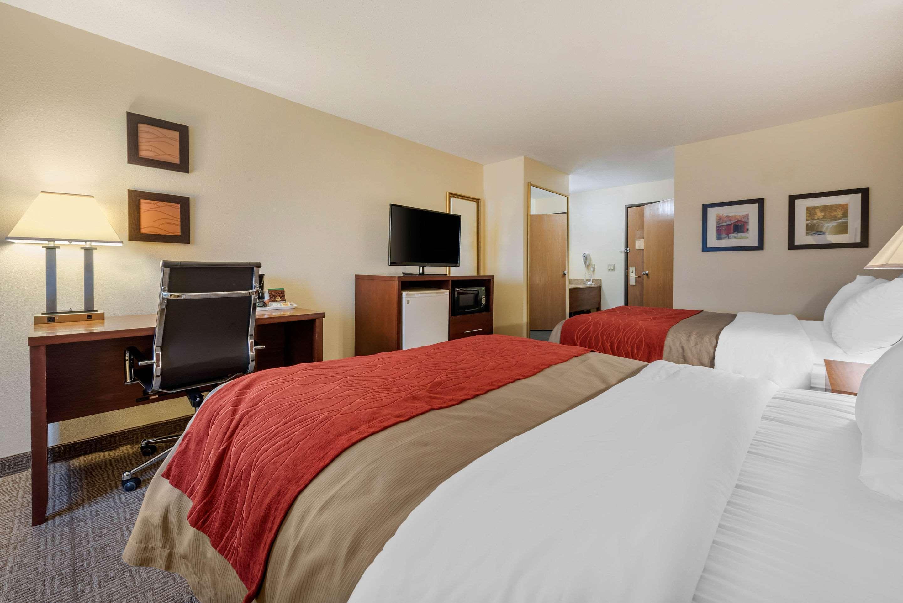 Comfort Inn Warren I-69 Εξωτερικό φωτογραφία