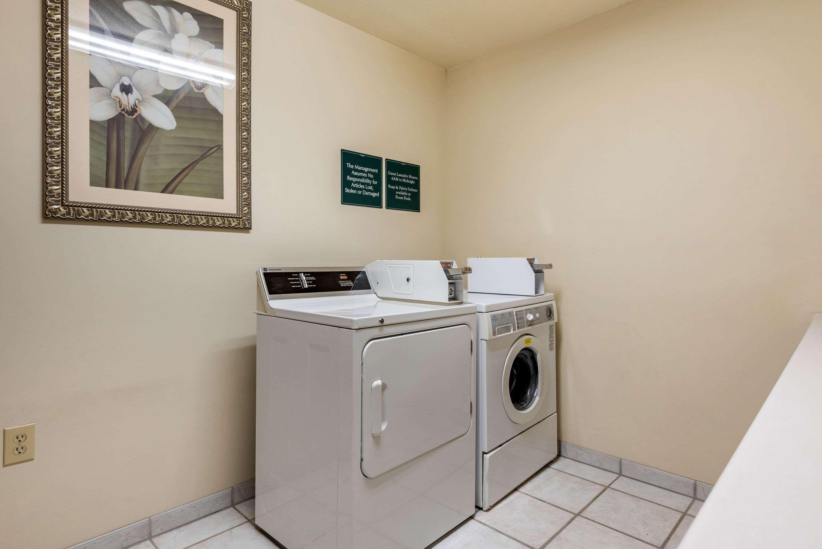 Comfort Inn Warren I-69 Εξωτερικό φωτογραφία