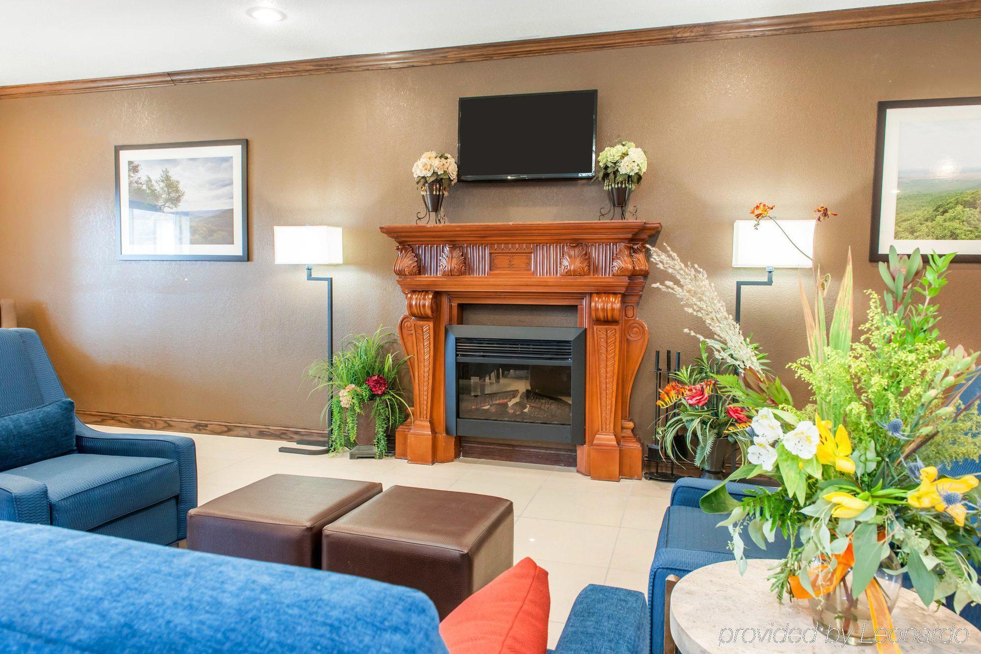 Comfort Inn Warren I-69 Εξωτερικό φωτογραφία